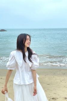 塞尔维亚舞女